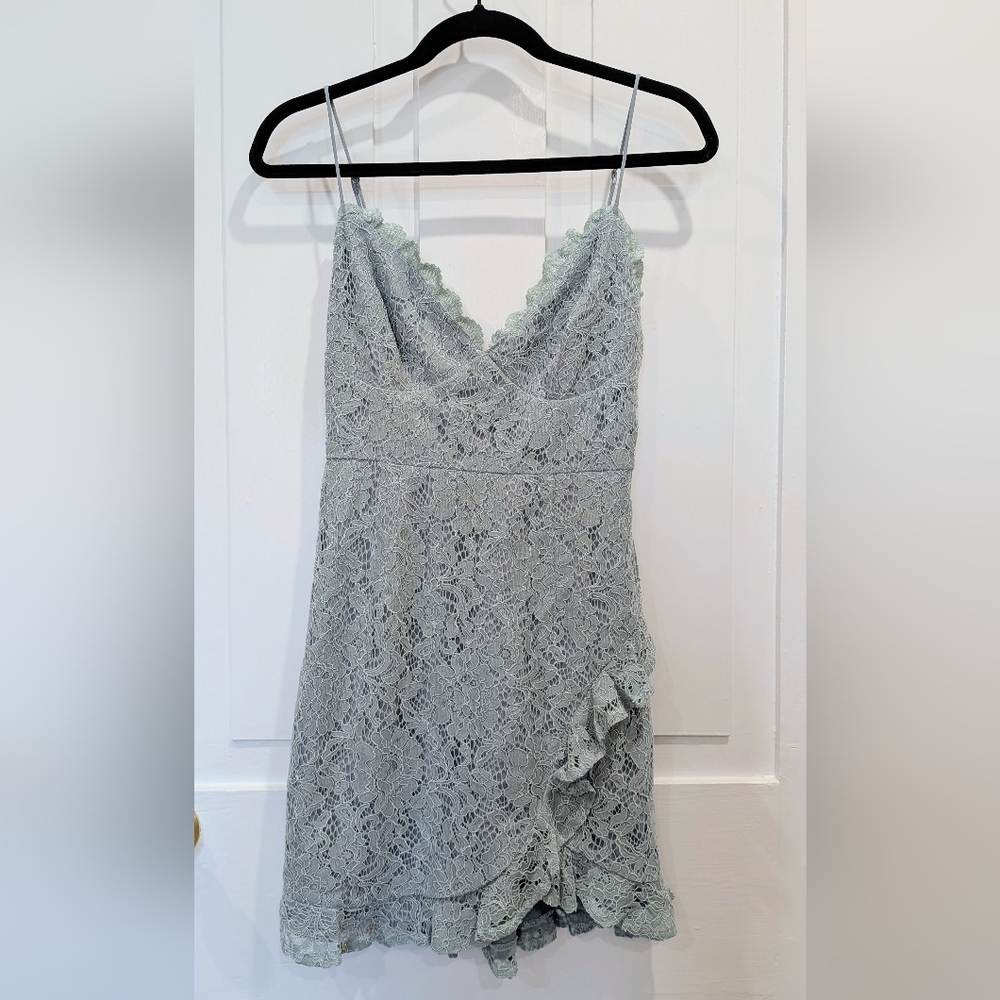NWT Selfie Leslie Sage Lace Cocktail Dress | Small